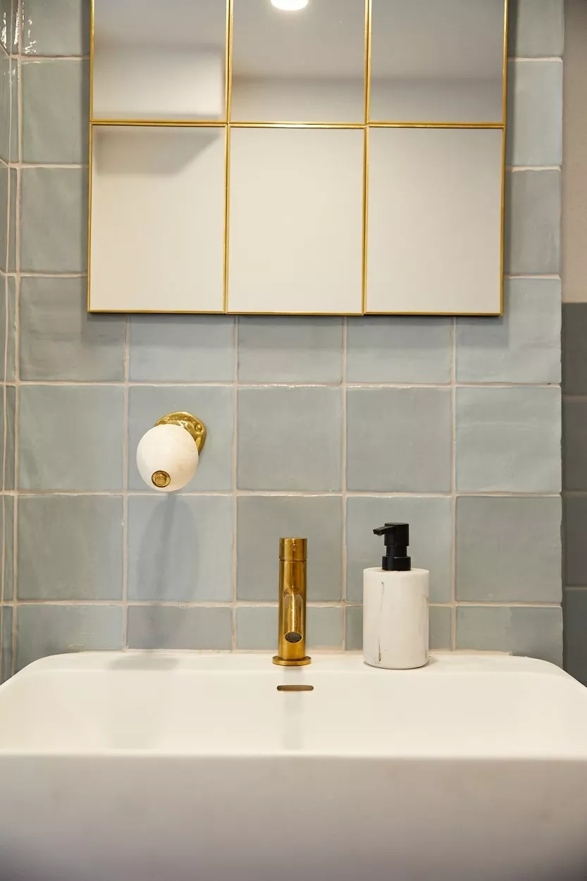 Die Gäste-Toiletten des Konferenzraums Die Kabine
